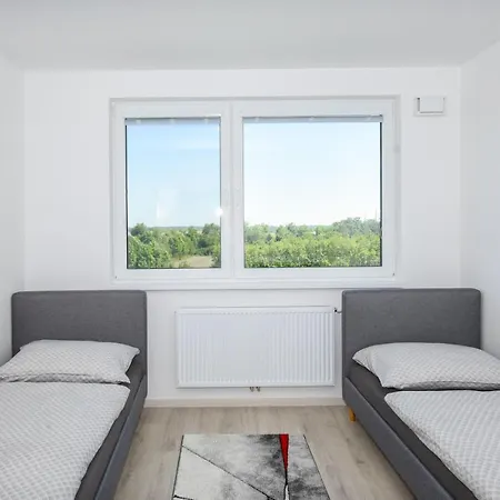 アパート Modern 2bdrm - Airport ブラチスラヴァ